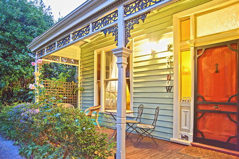 Pendower House B&B - Holiday Adelaide 1