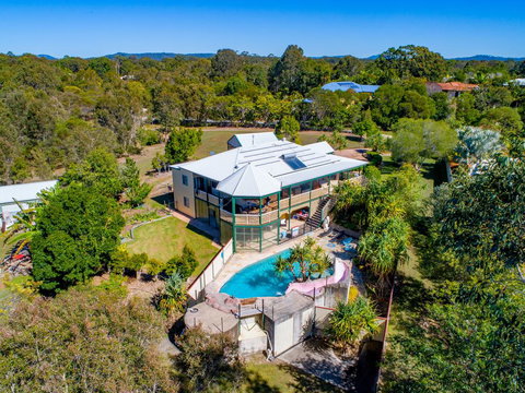 Peregian Beach Acreage, 15 Mins From Noosa Heads - Holiday Adelaide 1