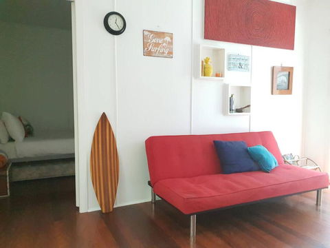 Pet Friendly Duplex In The Heart Of Palm Beach - Holiday Adelaide 1
