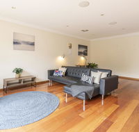 Pet Friendly Home Away From Home - Willoughby - Holiday Adelaide
