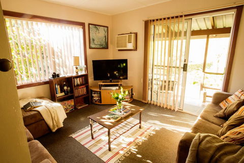 Pether Cottage - Talbingo NSW - Holiday Adelaide 2
