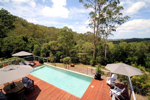 Phoenix Eumundi Bed & Breakfast - Holiday Adelaide 3