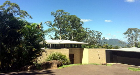 Phoenix Eumundi Bed & Breakfast - Holiday Adelaide 1