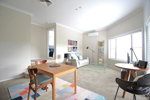 Picton Garden Apartment - Holiday Adelaide 3