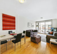 PierSyde Studio in Sydney CBD - Holiday Adelaide