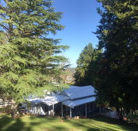 Pine Hill Cottage Acreage in Nature Trees Views mid Katoomba Leura - Holiday Adelaide