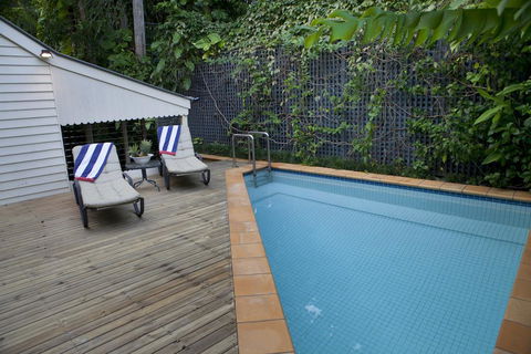 Port Douglas Cottage & Lodge - Holiday Adelaide 1