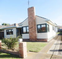 Port Life Beach House - Holiday Adelaide