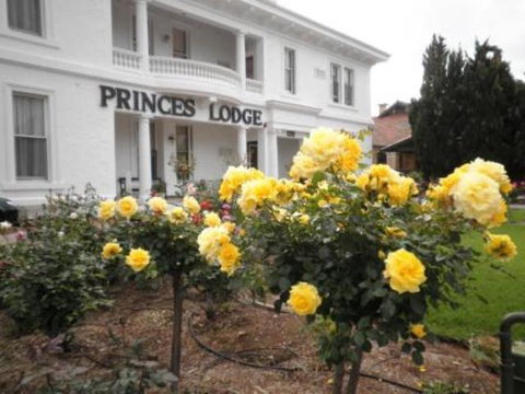 Princes Lodge Motel - Holiday Adelaide 1