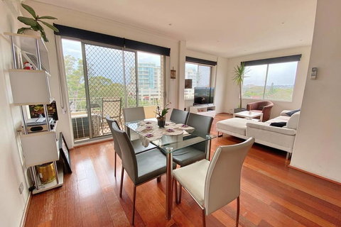 Private Double Room In A Share Apartment - Holiday Adelaide 0