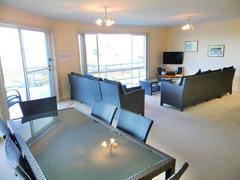 QUAYS 6 - Holiday Adelaide 3