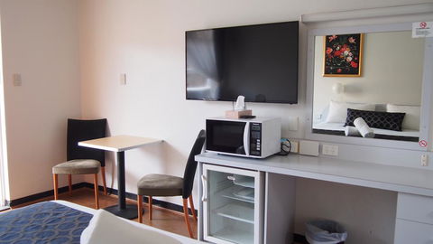 Queanbeyan Motel - Holiday Adelaide 2