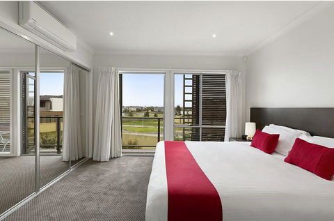 Quest Sanctuary Lakes - Holiday Adelaide 2