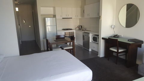 Quest Sanctuary Lakes - Holiday Adelaide 3