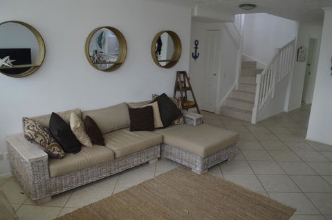 RAINBOW BAY 3 Bed Ocean Views & SPA On Roof Terrace - Holiday Adelaide 3