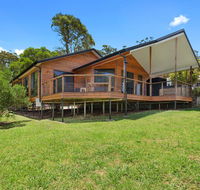 Ravensbourne Escape- Rose Alyce - Holiday Adelaide