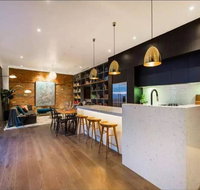 Readyset Glashouse Melbourne - Holiday Adelaide