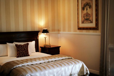 Redearth Boutique Hotel - Holiday Adelaide 0