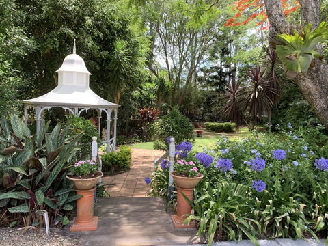 REED HOUSE At Maleny-The White Pavilion - Holiday Adelaide 1