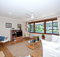Reel Paradise - Holiday Adelaide