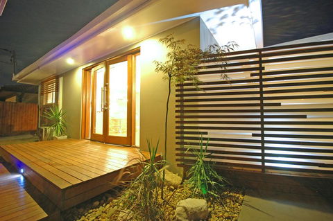 Reiki Spectacular House - Holiday Adelaide 3