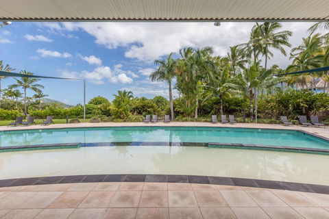 Resort Room In Paradise - Holiday Adelaide 1