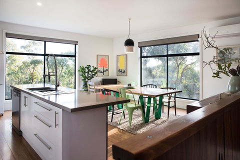 Retreat@ 34A - Holiday Adelaide 1