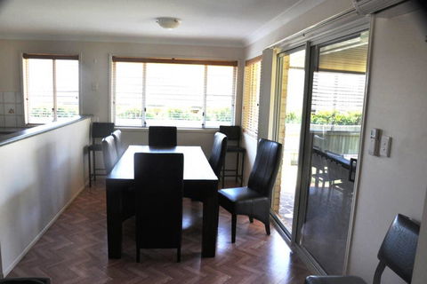 Ridgehouse - Holiday Adelaide 3
