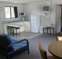 River Village Motel  Holiday Units - Holiday Adelaide