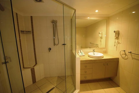 Riverdance Apartments - Holiday Adelaide 3