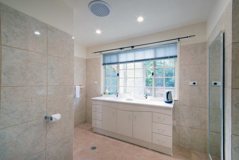 Riverview Boutique Motel - Holiday Adelaide 2