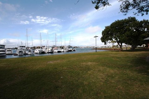 Riverview Two Apartments - Holiday Adelaide 3