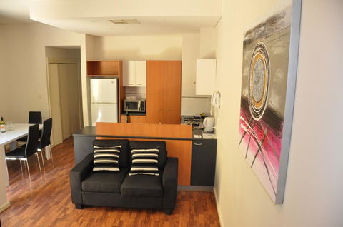 RNR Serviced Apartments Adelaide - Sturt St - Holiday Adelaide 2