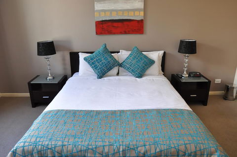 RNR Serviced Apartments Adelaide - Sturt St - Holiday Adelaide 0