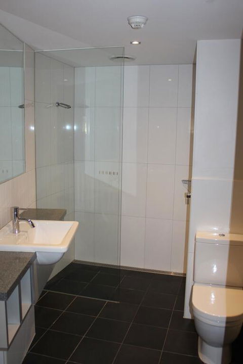 Ropers Apartment 301 - Holiday Adelaide 3