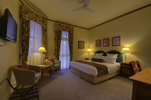 Royal Exchange Hotel - Holiday Adelaide 1