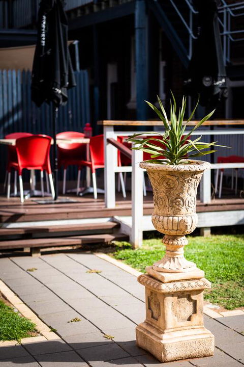 Royal Hotel - Holiday Adelaide 3