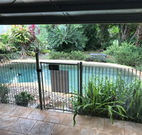 Royal Palm Cottage Entire two bedroom 2 bathroom house with Pool - Holiday Adelaide