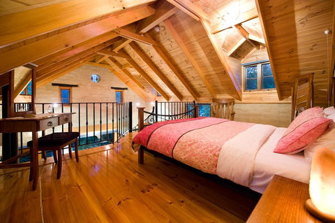 Rubys Amethyst Cottage - Holiday Adelaide 1