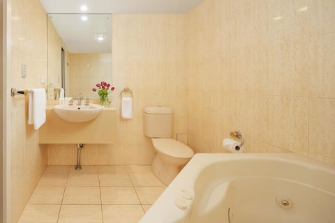 Rydges Adelaide - Holiday Adelaide 1