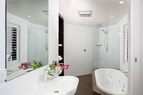 Rydges Adelaide - Holiday Adelaide 3