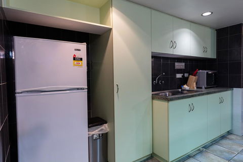 Sails Geraldton Accommodation - Holiday Adelaide 3
