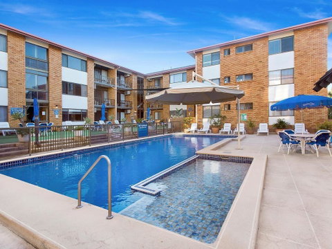 Sandcastles Holiday Apartments - Holiday Adelaide 0