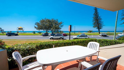 Sandrift Beachfront Apartments - Holiday Adelaide 1