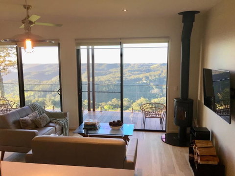 Scandinavian Cabin - Maleny - One Bedroom - Holiday Adelaide 0