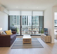 Scarlett - Docklands Delight Balcony Gym  Pool - Holiday Adelaide