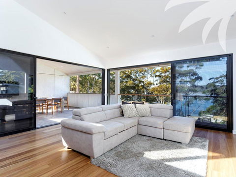 Seashells Lakeside Holiday Perfection - Holiday Adelaide 3