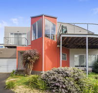 Seaside Pleasure - Holiday Adelaide