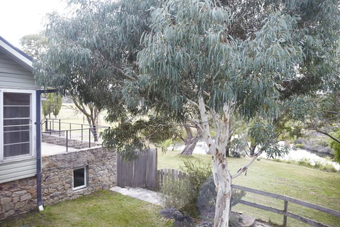 Second Flat Retreat - Holiday Adelaide 1