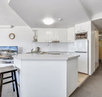 Second Floor 2 Bedroom Mooloolaba Escape - Caribbean Resort - Holiday Adelaide